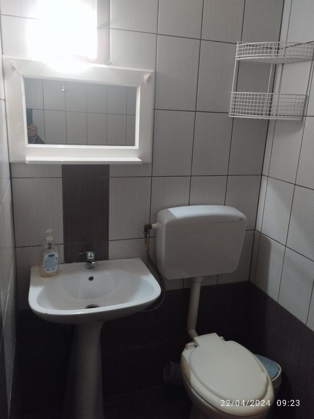 Apartment Erini *